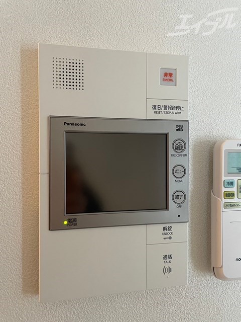 セキュリティ　安心のモニターホン付き！