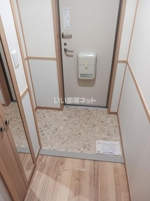 セーヌ アンジェ塩屋の玄関写真