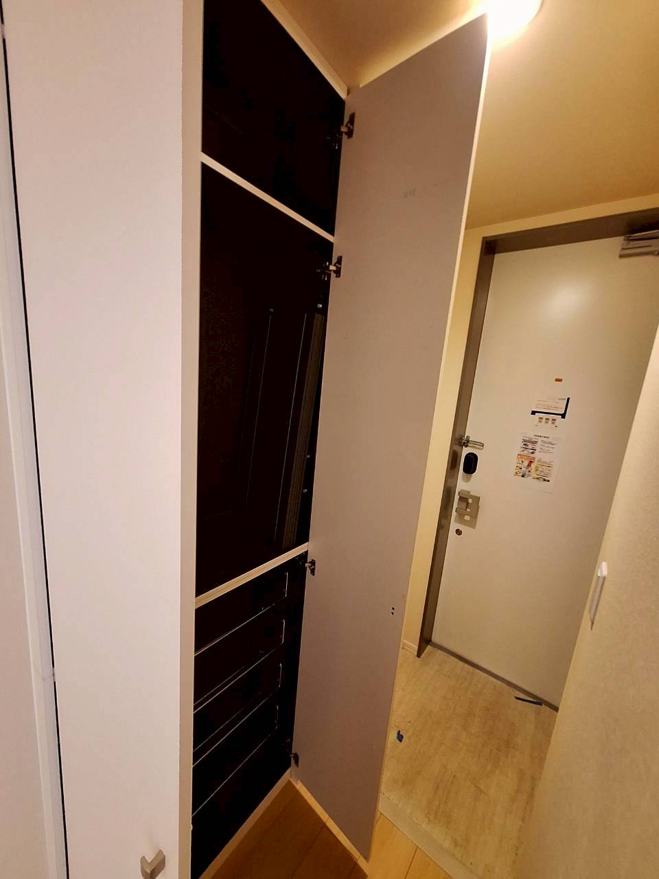 玄関　★同物件、別号室の写真です★