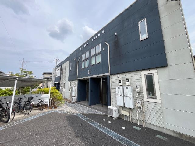 建物外観　外観写真（昼）