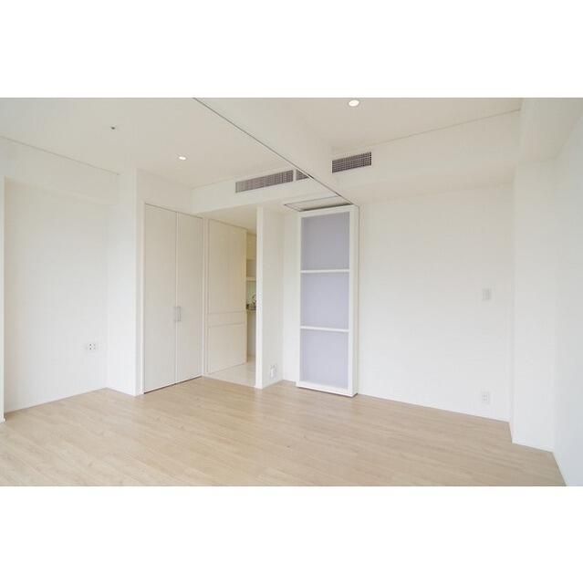 居室・リビング　写真は同タイプ住居です。