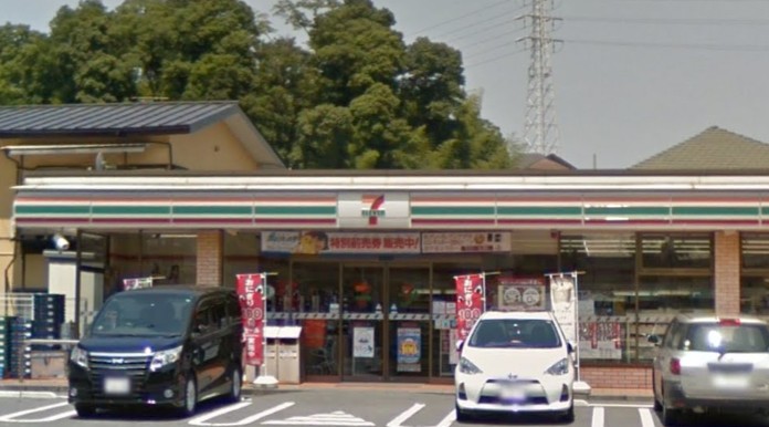 コンビニ　セブンイレブン 横浜駒岡4丁目店（コンビニ）まで345m