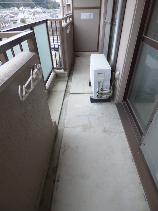 バルコニー　別部屋のお写真です。ご参考までに！