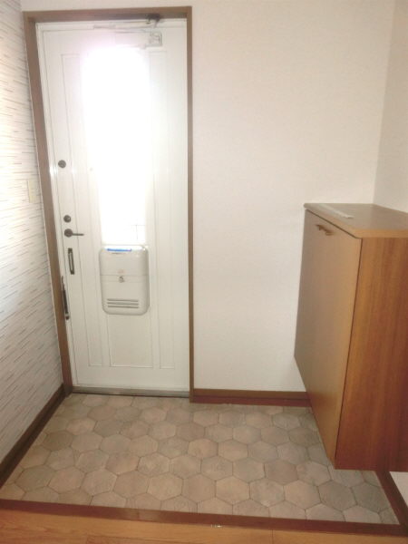 玄関　広い玄関です。
