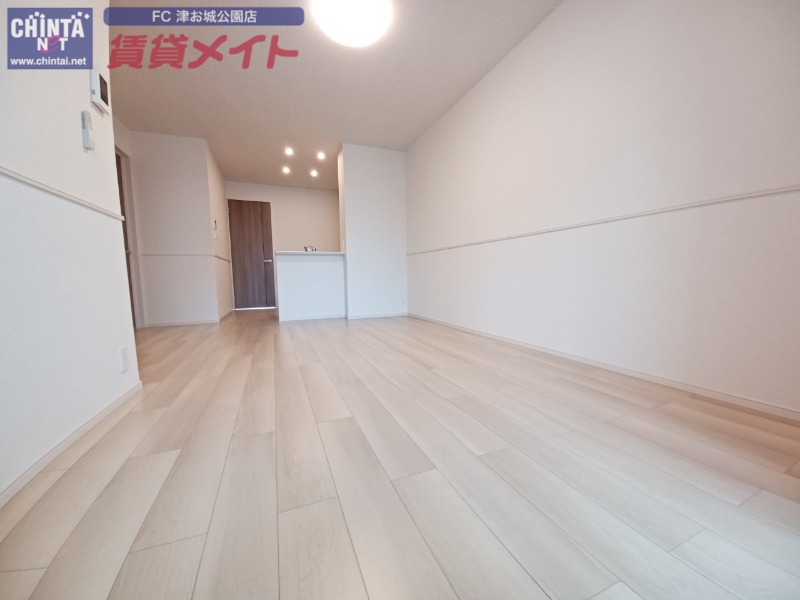 居室・リビング　別部屋参考写真