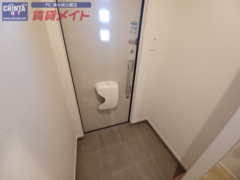 玄関　同型タイプ画像