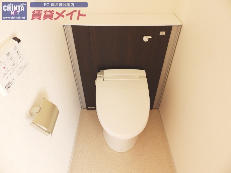 トイレ　同型タイプ画像