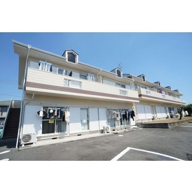 建物外観　１回角部屋の２ＤＫ物件です！