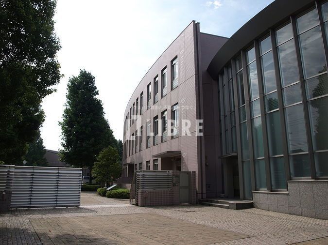 中学校　私立早稲田実業学校中等部（中学校）まで890m