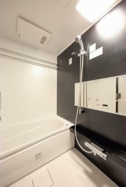 バス・シャワールーム　別部屋同仕様参考写真