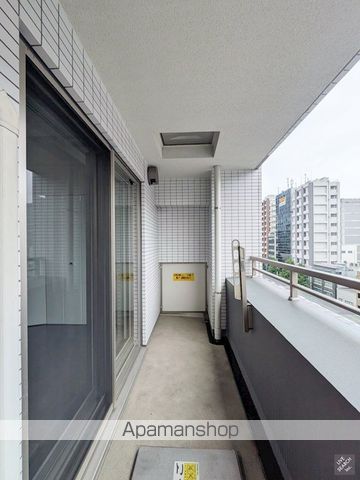 ＪＲ山手線 上野駅 徒歩3分 13階建 築21年の内装写真