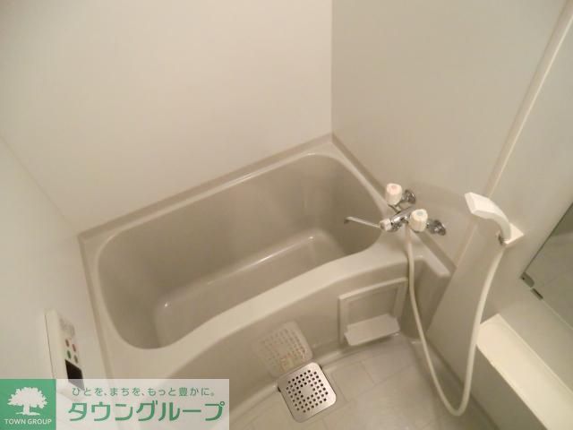バス・シャワールーム　もちろんバス・トイレは別