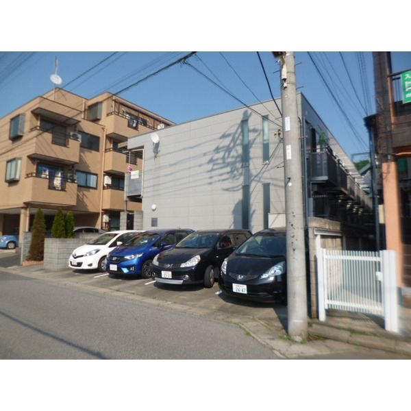 駐車場　駐車場
