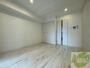 居室・リビング　広くてキレイなお部屋が広がっていて、充実した生活が送れそう。