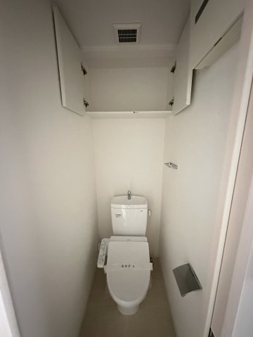 スプランディッド難波IIIのトイレ写真