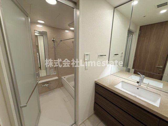 洗面設備　別部屋参考写真