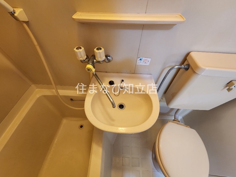 洗面設備　同型別部屋写真
