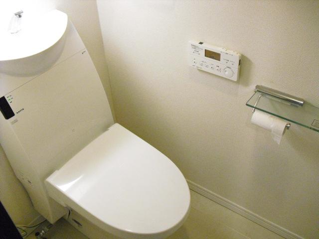 スパシエ練馬アヴィニティーのトイレ写真