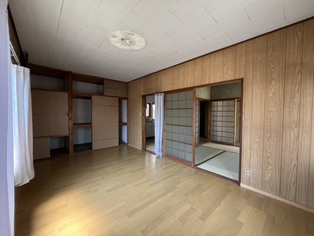 大林借家の居間写真