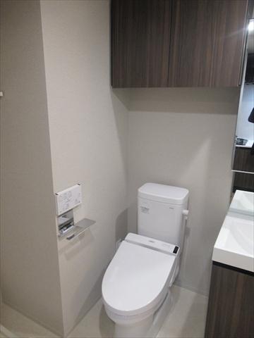 京急空港線 大鳥居駅 徒歩10分 5階建 築6年のトイレ写真