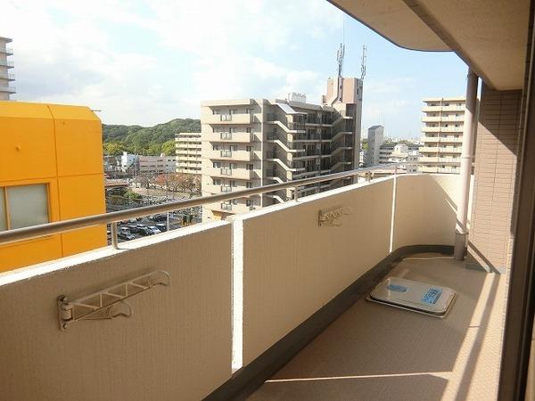 バルコニー　南向きバルコニー！