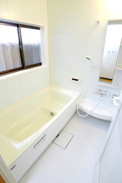 本郷6丁目戸建ての風呂写真