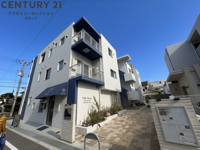 建物外観　オートロック・防犯カメラ付きで安心です！