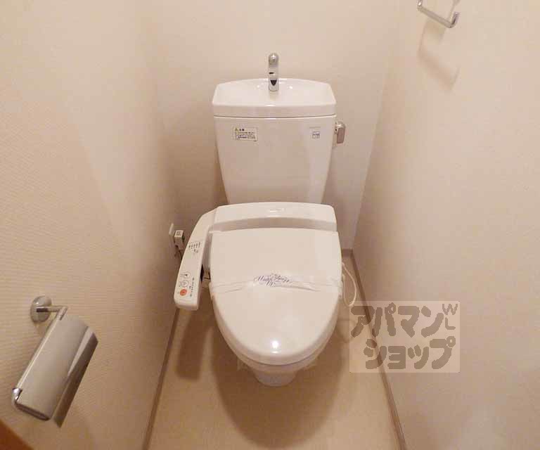 エステムコート京都烏丸IIIジャパニズムのトイレ写真