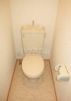 京成本線 お花茶屋駅 徒歩10分 2階建 築20年のトイレ写真