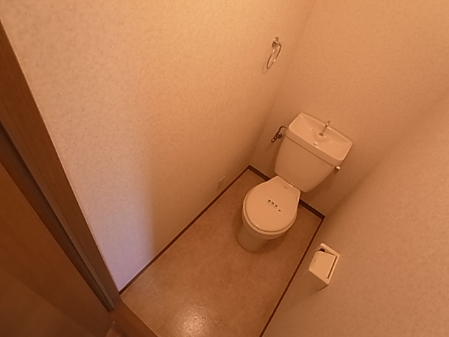 山陽電鉄本線 板宿駅 徒歩4分 2階建 築30年のトイレ写真