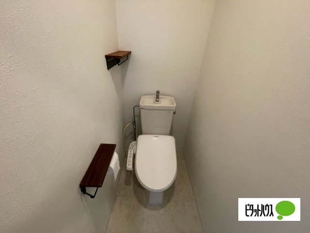 トイレ　※別部屋参考写真