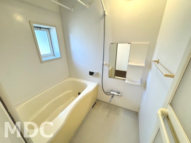 ＪＲ牟岐線 阿波富田駅 徒歩46分 2階建 築18年の風呂写真