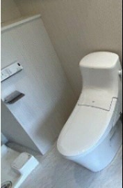 トイレ　※同仕様写真含む