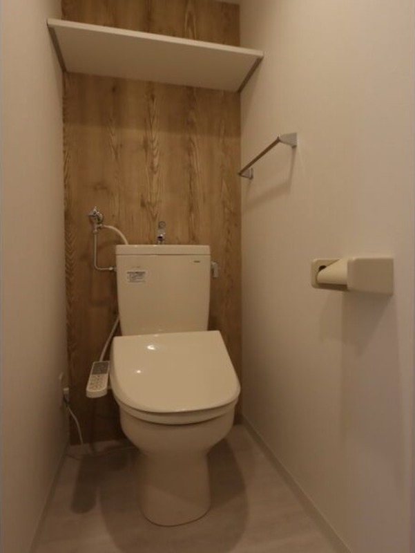 ＪＲ函館本線 手稲駅 徒歩10分 4階建 築4年のトイレ写真