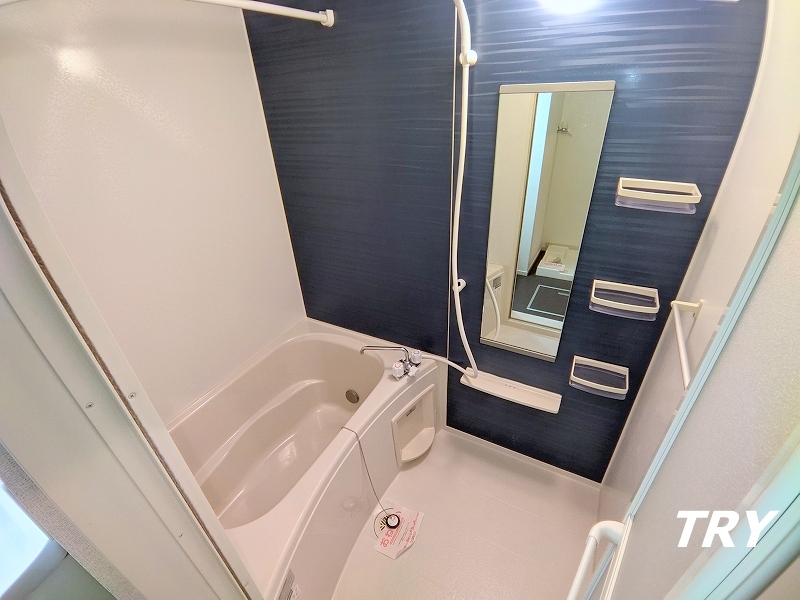 バス・シャワールーム　追炊き機能、浴室乾燥機付きです！