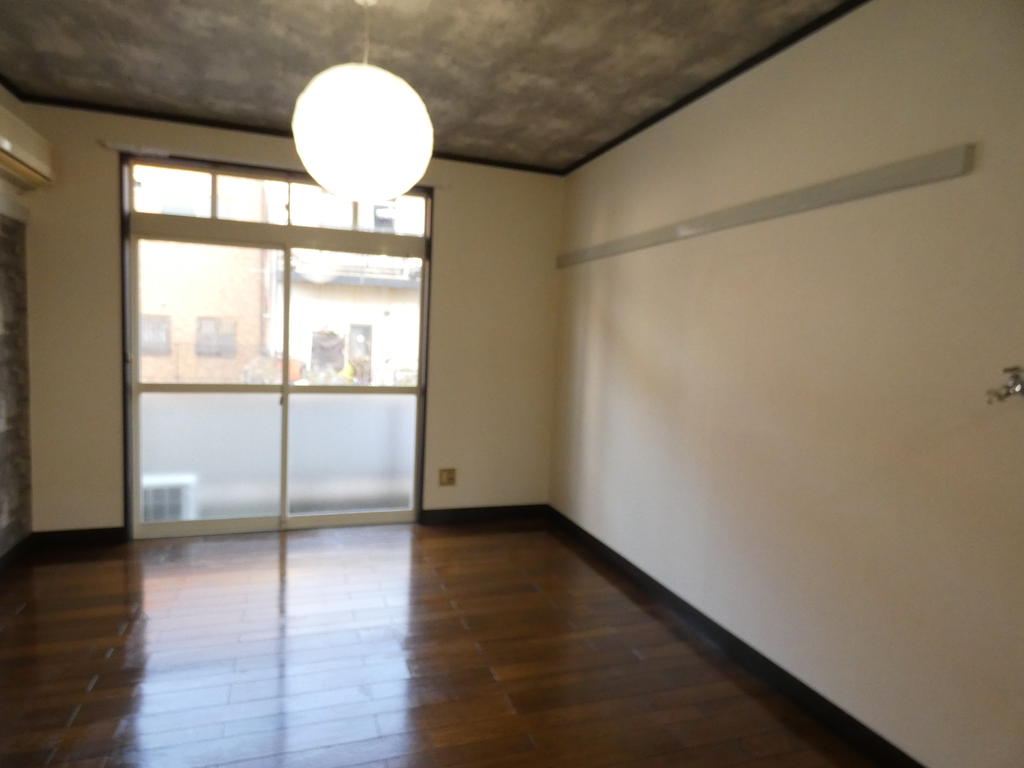 その他　居室2※退去前のため、以前の写真を使用しています。
