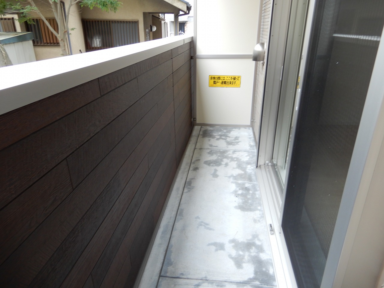 バルコニー　バルコニー