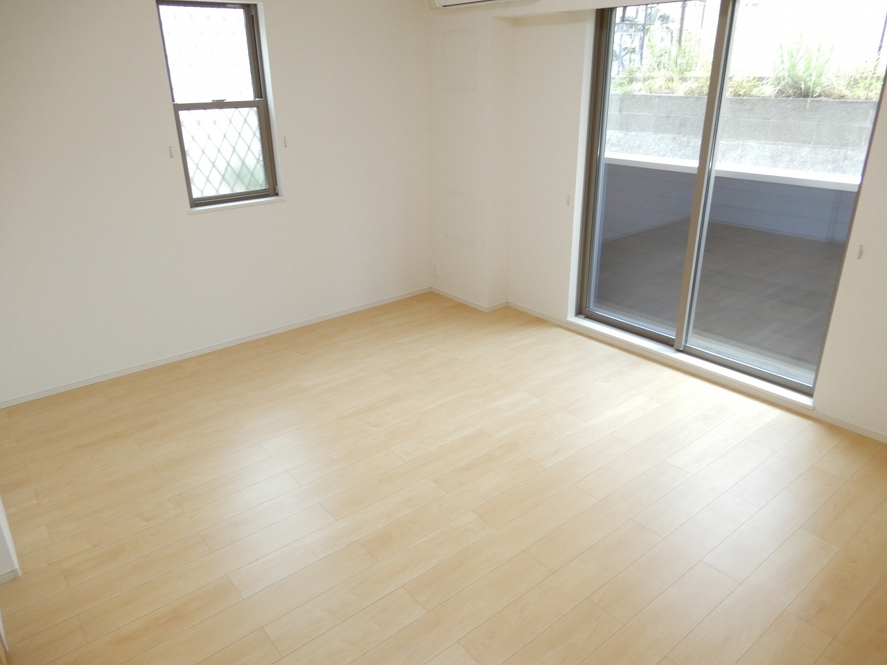 居室・リビング　洋室は広々8.9帖