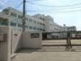 小学校　名古屋市立 本地丘小学校（小学校）まで583m