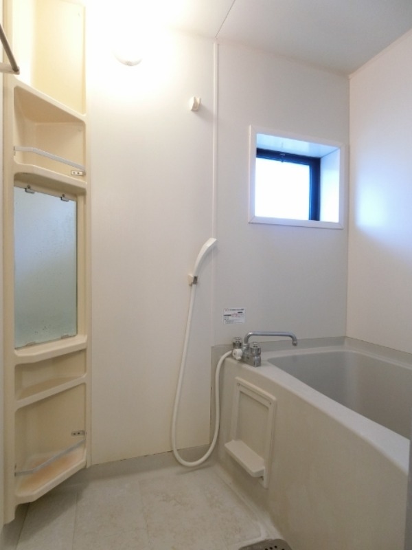 バス・シャワールーム　図面と現状に相違がある場合には現状を優先