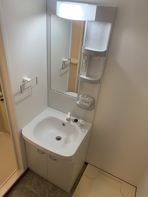 洗面設備　独立洗面台