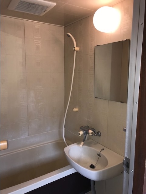 調布栄マンションの風呂写真