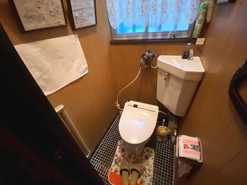 【千ヶ滝中区戸建のトイレ】