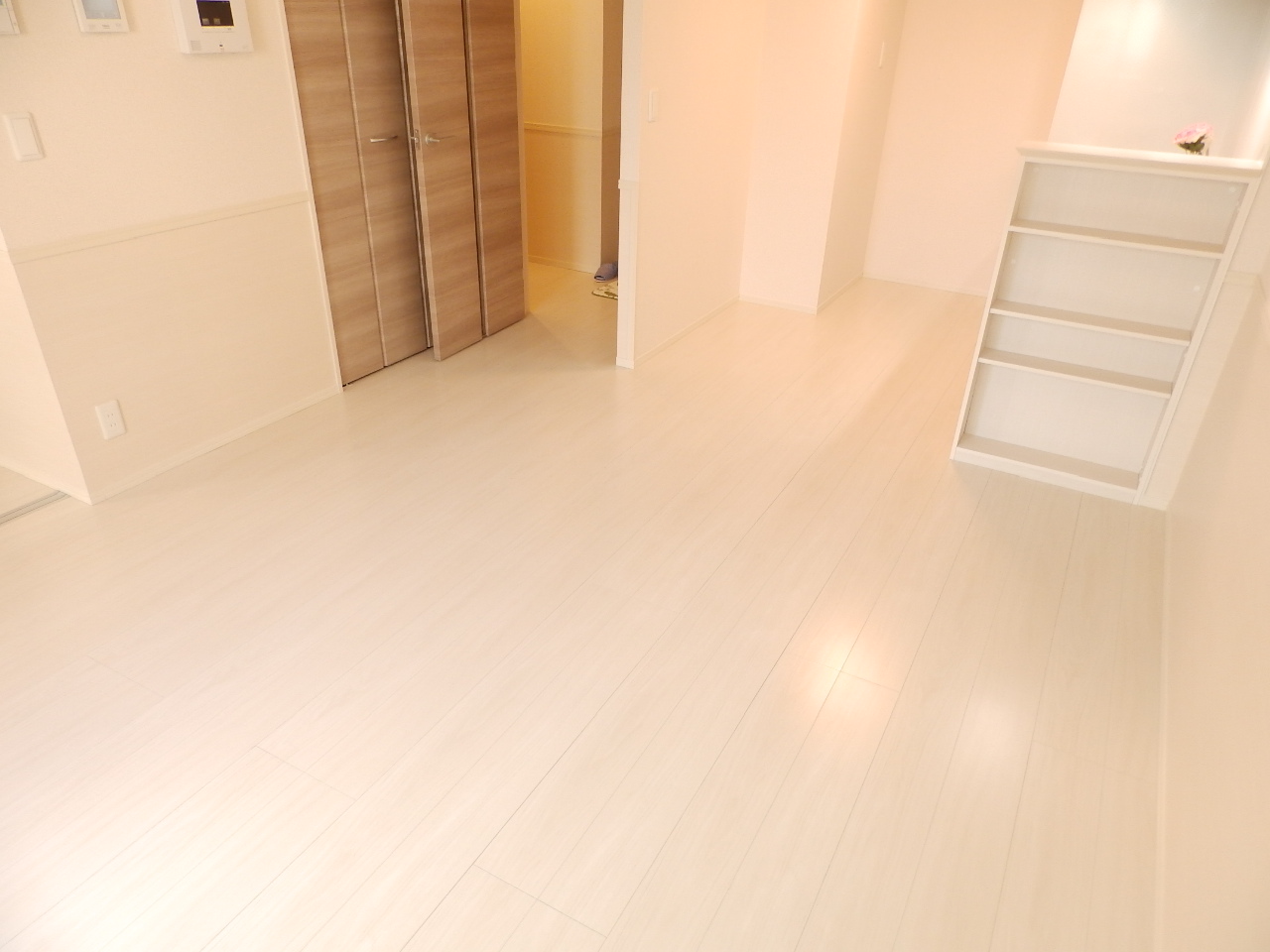 居室・リビング　フローリング