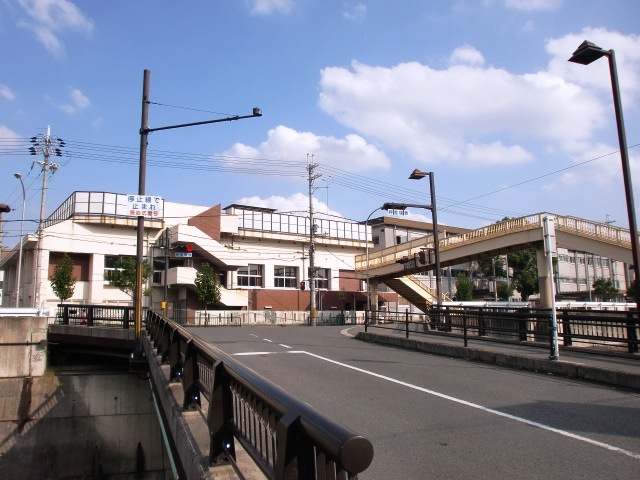 【エスポワール三松の小学校】