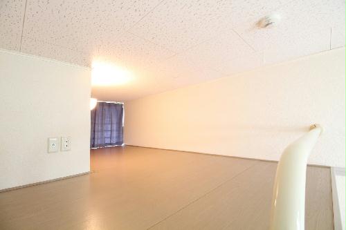 収納　ロフトスペースを有効利用することでお部屋広々！