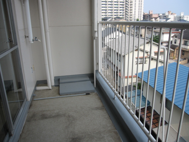 バルコニー　南向き