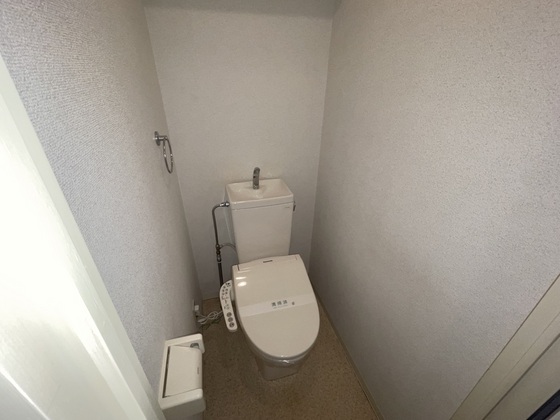 トイレ　※他の号室の写真写真です。