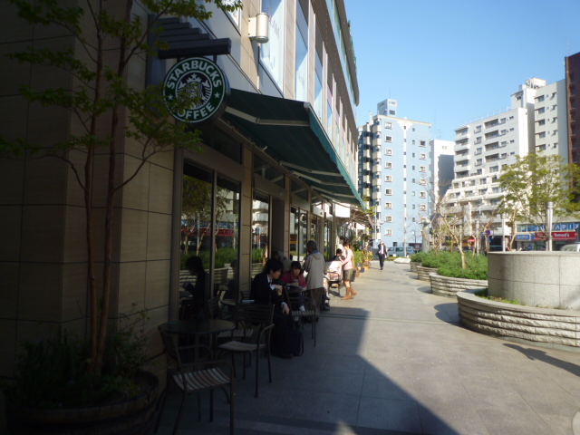 飲食店　スターバックスコーヒー白金高輪店（飲食店）まで570m