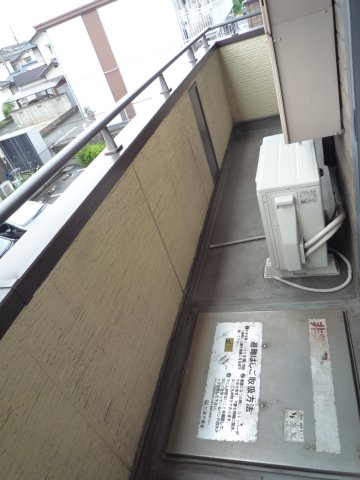 バルコニー　バルコニーがあります